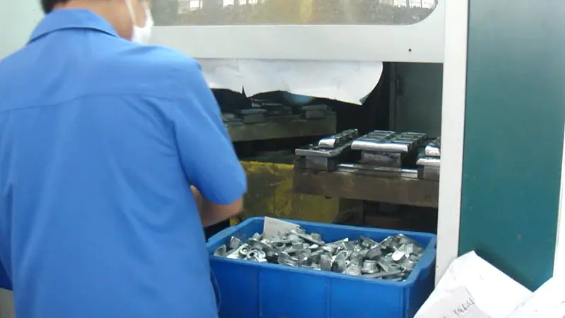 yatai polishing machine in customer's factory 2